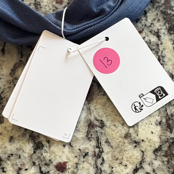 Lululemon License To Train Headband - Picture 3 of 8